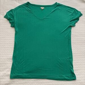 L Aerie Green ‘Pretty T’ t-shirt